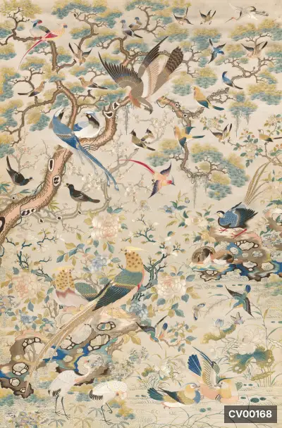 Bức tranh hoa chim phong cách thêu lụa Á Đông cổ điển với chim trĩ, bách bird và hoa mẫu đơn trên nền màu kem