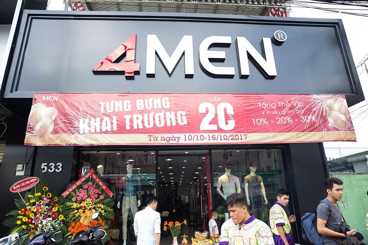 Khai trương cửa h&agrave;ng